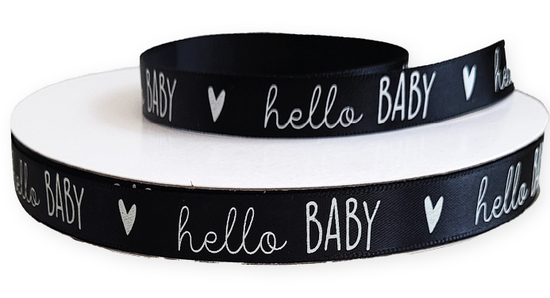 Satijn lint zwart hello baby met witte hartjes 12 mm breed 5 meter