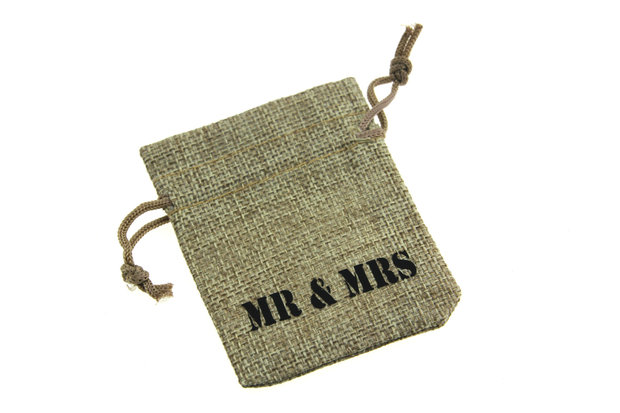 Jute zakjes MR & MRS 7 x 9 cm